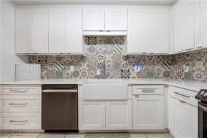 5590 Woodrose Court, Fort Myers, FL 33907 - MLS#224077455