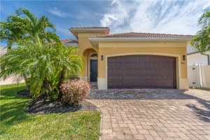 546 94th Avenue, Naples, FL 34108 Sold 01/31/25