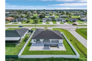 216 Chiquita Boulevard, Cape Coral, FL 33993 - MLS#224077552