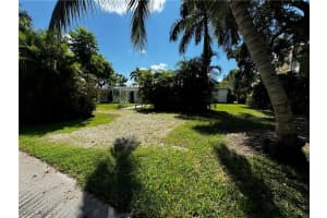162 11th Avenue, Naples, FL 34102 - MLS#224077646