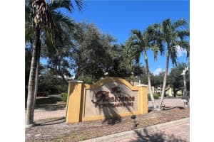 4105 Residence Drive, Fort Myers, FL 33901 Sold 04/10/25