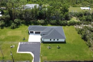106 20th Avenue, Naples, FL 34120 Sold 03/28/25