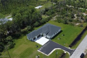 106 20th Avenue, Naples, FL 34120 Sold 03/28/25