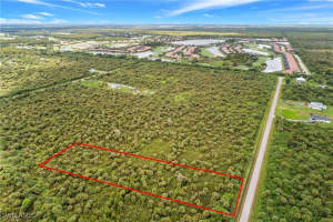 670 39th Avenue, Naples, FL 34120 - MLS#224077753