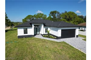 1107 Lee Avenue, Lehigh Acres, FL 33972 Sold 03/28/25
