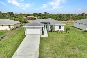 1153 Ermine St E, Lehigh Acres