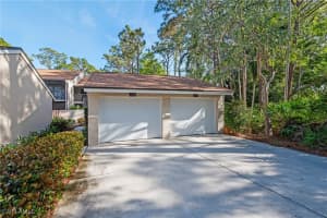 15330 Cedarwood Lane, Naples, FL 34110 - MLS#224077864