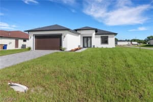 2800 18th Street, Lehigh Acres, FL 33976 Sold 11/26/24