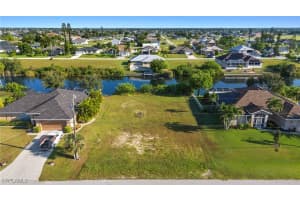 211 19th Terrace, Cape Coral, FL 33909 Sold 09/19/25