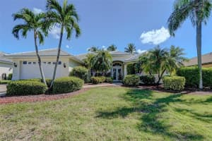 5613 Harbour Cir, Cape Coral