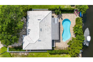 2777 Gulfview Drive, Naples, FL 34112 Sold 11/15/24