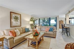 10475 Gulf Shore Drive, Naples, FL 34108 - MLS#224078385