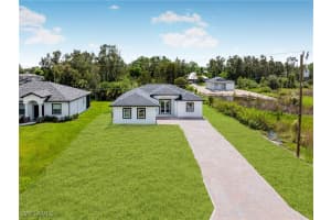 3215 40th Street, Lehigh Acres, FL 33976 Sold 11/13/24