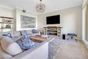 401 Bayfront Place, Naples, FL 34102 Sold 04/01/25
