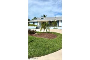 2333 Queens Way, Naples, FL 34112 Sold 05/02/25
