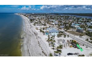 4230 Estero Boulevard, Fort Myers Beach, FL 33931 Sold 01/10/25