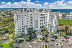 300 Dunes Blvd 2, Naples
