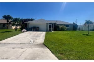 702 35th Terrace, Cape Coral, FL 33914 Sold 01/08/25