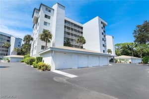 285 Naples Cove Dr 1504, Naples