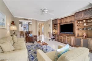 410 Bayfront Place, Naples, FL 34102 - MLS#224079148