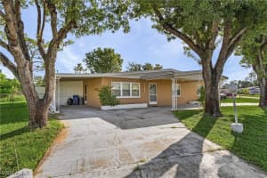 2101 Dover Avenue, Fort Myers, FL 33907 Sold 01/30/25