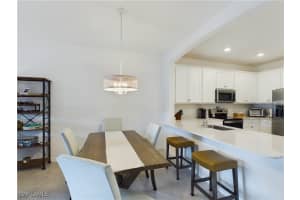 2693 Vine Avenue, NAPLES, FL 34120 Sold 05/27/25