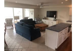 2875 Gulf Shore Boulevard, Naples, FL 34103 Sold 04/01/25