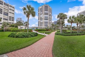4041 Gulf Shore Blvd N 802, Naples