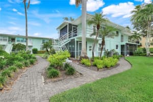 295 8th Avenue, Naples, FL 34102 Sold 07/22/25