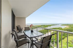 380 Seaview Court, MARCO ISLAND, FL 34145 Sold 03/05/25