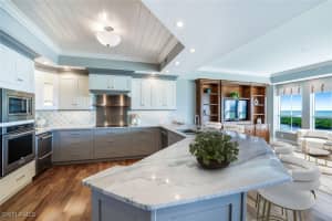 295 Grande Way, Naples, FL 34110 Sold 08/07/25
