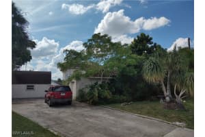 793 Hydrangea Drive, North Fort Myers, FL 33903 Sold 06/19/25