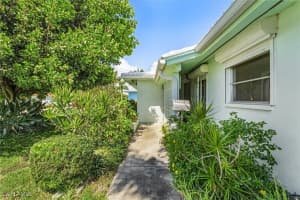 3013 17th Place, Cape Coral, FL 33904 Sold 07/31/25