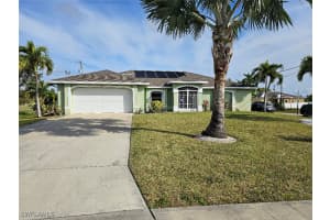 1811 Savona Pkwy W, Cape Coral