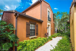 9161 Chula Vista Street, Naples, FL 34113 - MLS#224079685