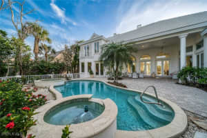 2402 Wulfert Rd, Sanibel