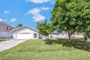 27540 Wisconsin Street, Bonita Springs, FL 34135 Sold 11/21/24
