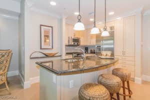 9123 Strada Place, Naples, FL 34108 - MLS#224079994