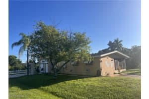 1645 Temple Ter, North Fort Myers