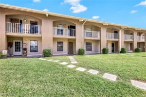 141 Cypress Way, Naples, FL 34110 Sold 04/09/25
