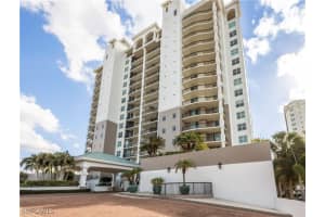 455 Cove Tower Drive, Naples, FL 34110 - MLS#224080307