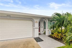 133 Debron Drive, Naples, FL 34112 Sold 11/26/24