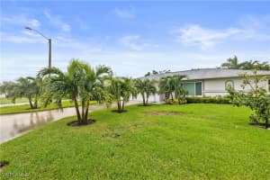 133 Debron Drive, Naples, FL 34112 Sold 11/26/24