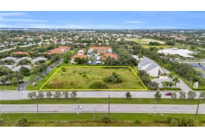 9680 Gladiolus Drive, Fort Myers, FL 33908 Sold 03/28/25