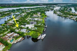 958 Spyglass Ln, Naples