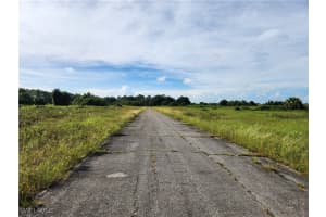 318 New Jersey Place, Labelle, FL 33935 - MLS#224080468