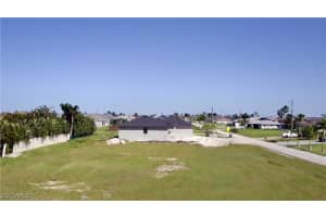 1000 36th Place, Cape Coral, FL 33993 Sold 10/20/25