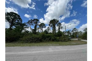 620-622 Creuset Avenue, Lehigh Acres, FL 33974 Sold 03/31/25