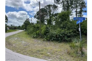 620-622 Creuset Avenue, Lehigh Acres, FL 33974 Sold 03/31/25