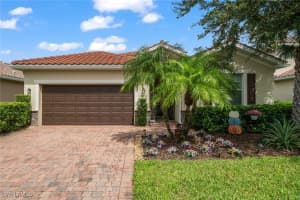 1995 Fairmont Lane, NAPLES, FL 34120 Sold 05/01/25